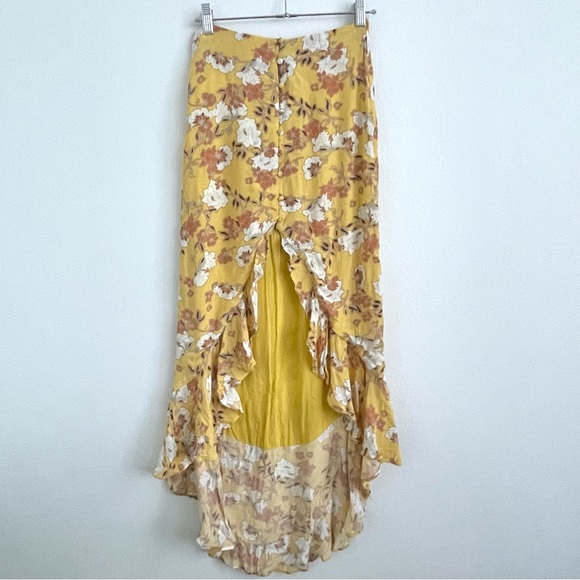 Revolve ale by Alessandra yellow ruffle floral skirt - Picture 3 of 7